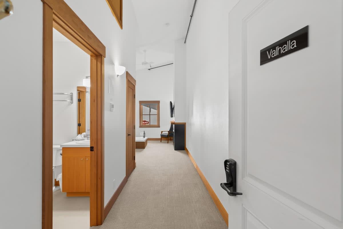 Entry Hallway